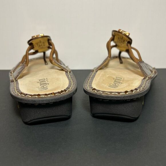 Womens ALEGRIA Pisa Bronze Patent Leather Embellished Sandals / Size 9 - EU 39 - Picture 4 of 8